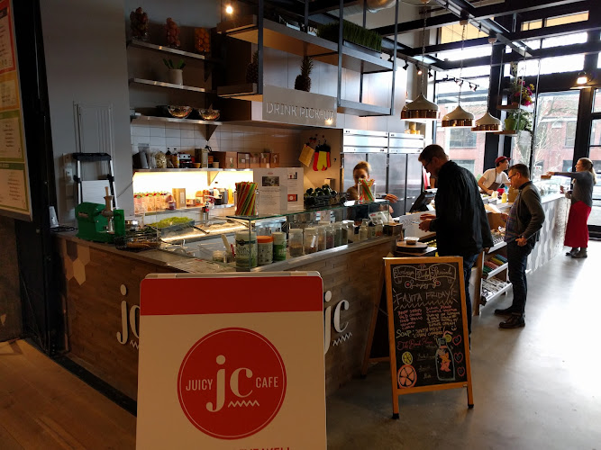 Juicy Cafe