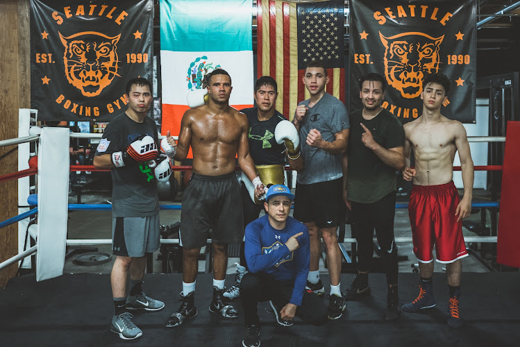 Member AcunaBoxing in Seattle 