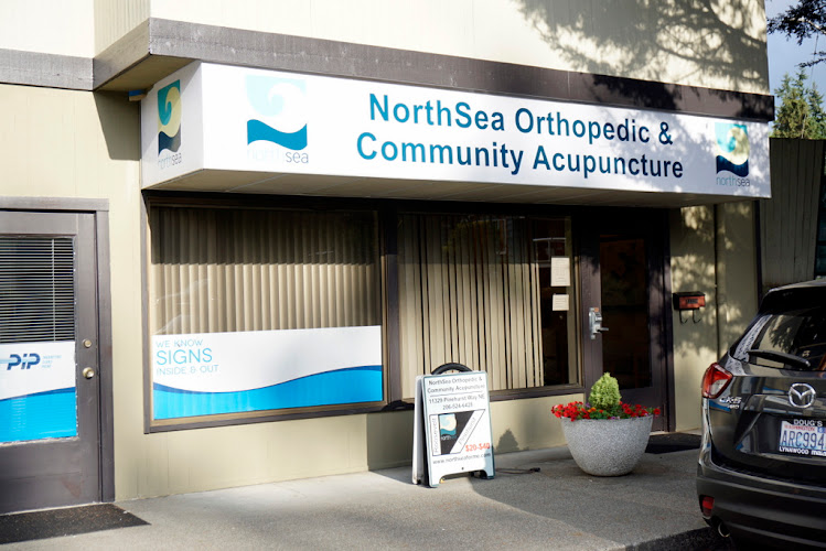 north seattle community acupuncture